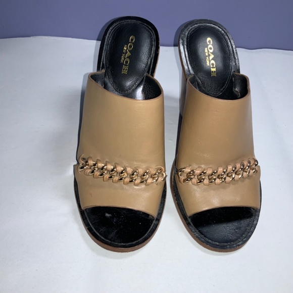 Coach kylie semi matte calf mules stack heels Sz 6.5B gold tone chain accent - Picture 2 of 8
